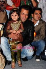 Salman Khan at Being Human Marrow Donor press meet in Taj Land_s End on 13th Nov 2010 (52).JPG